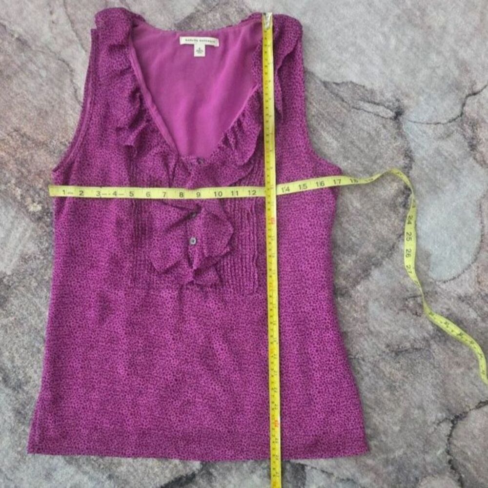 Banana Republic Berry Sleeveless Ruffle & Pintuck Front V-neck Lined Top Size S - Picture 3 of 7